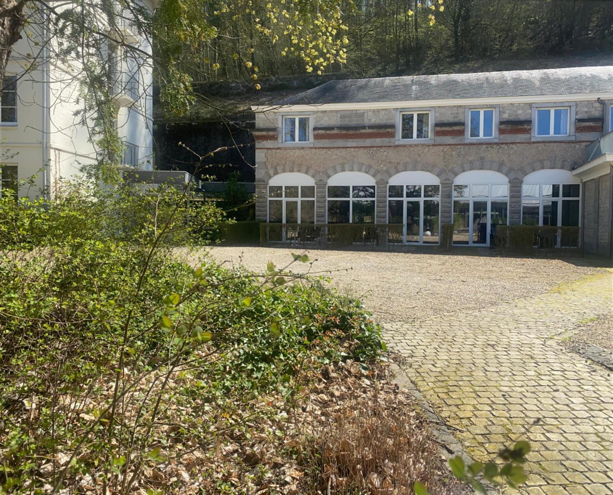 Castel De Pont-A-Lesse Hotel Dinant Bagian luar foto